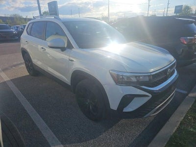 2023 Volkswagen Taos SE 4MOTION *Ltd Avail*