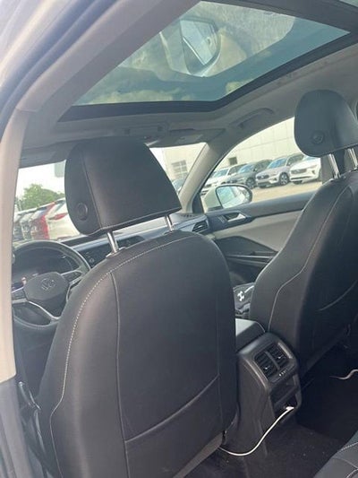 2023 Volkswagen Taos SE 4MOTION *Ltd Avail*