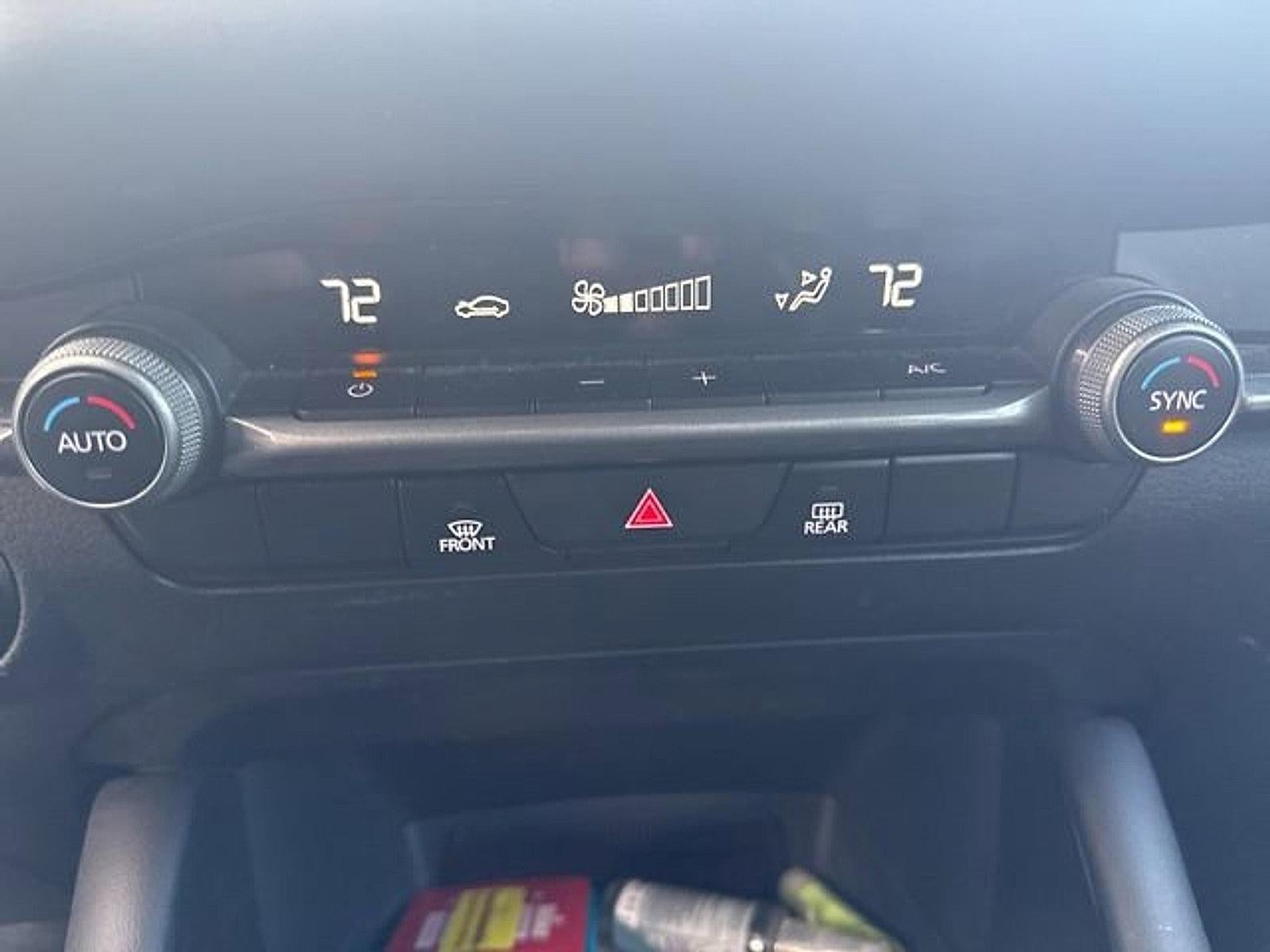 2022 Mazda Mazda3 Hatchback Select Auto FWD