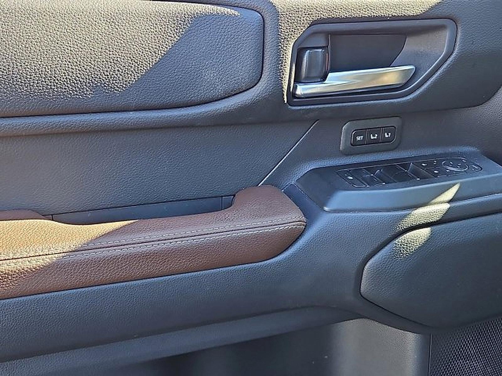 2025 Toyota Land Cruiser 4WD (Natl)