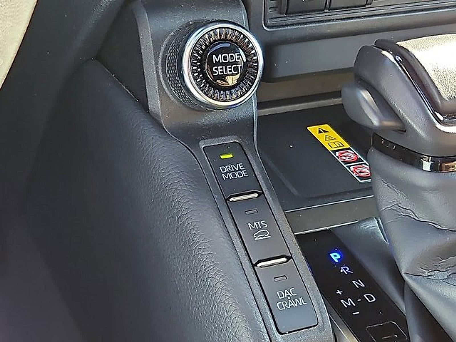 2025 Toyota Land Cruiser 4WD (Natl)