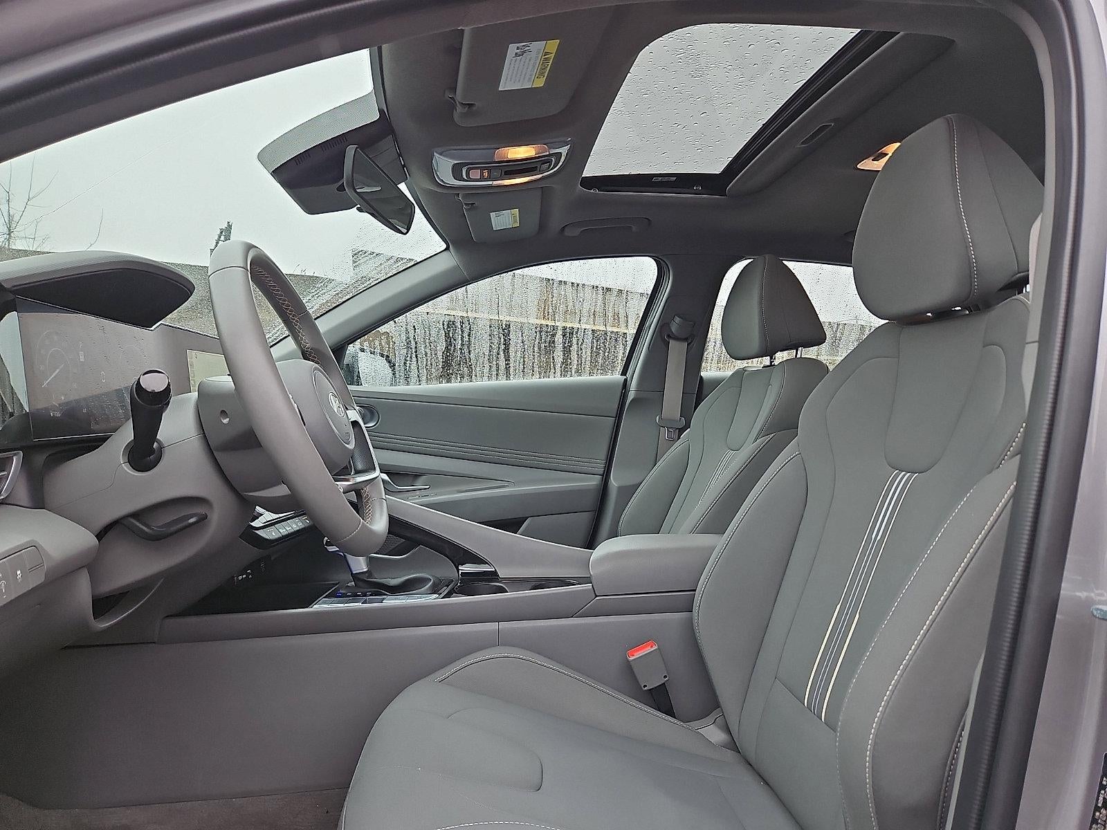 2024 Hyundai ELANTRA SEL IVT