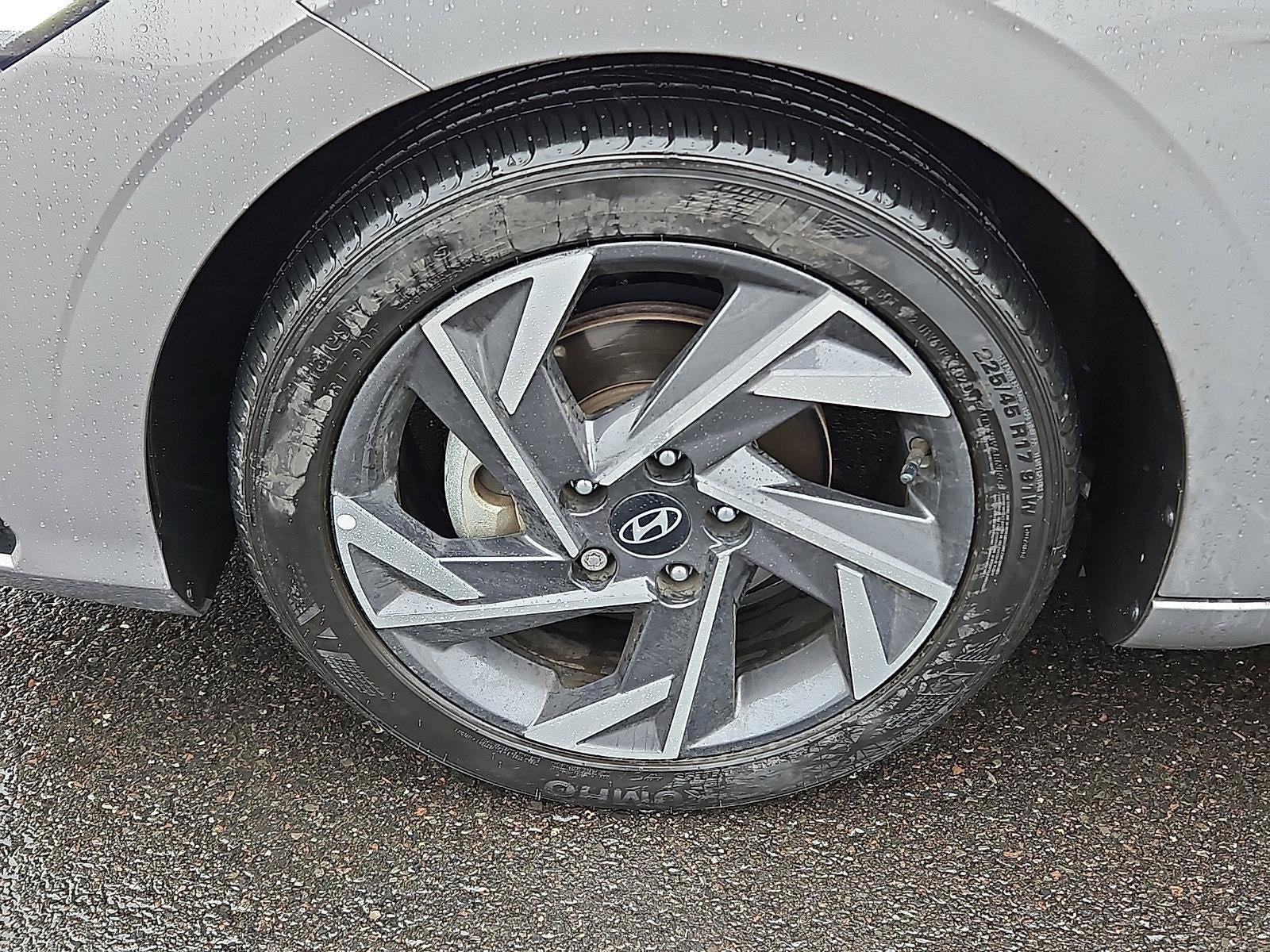 2024 Hyundai ELANTRA SEL IVT