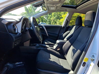 2018 Toyota RAV4 XLE AWD (Natl)