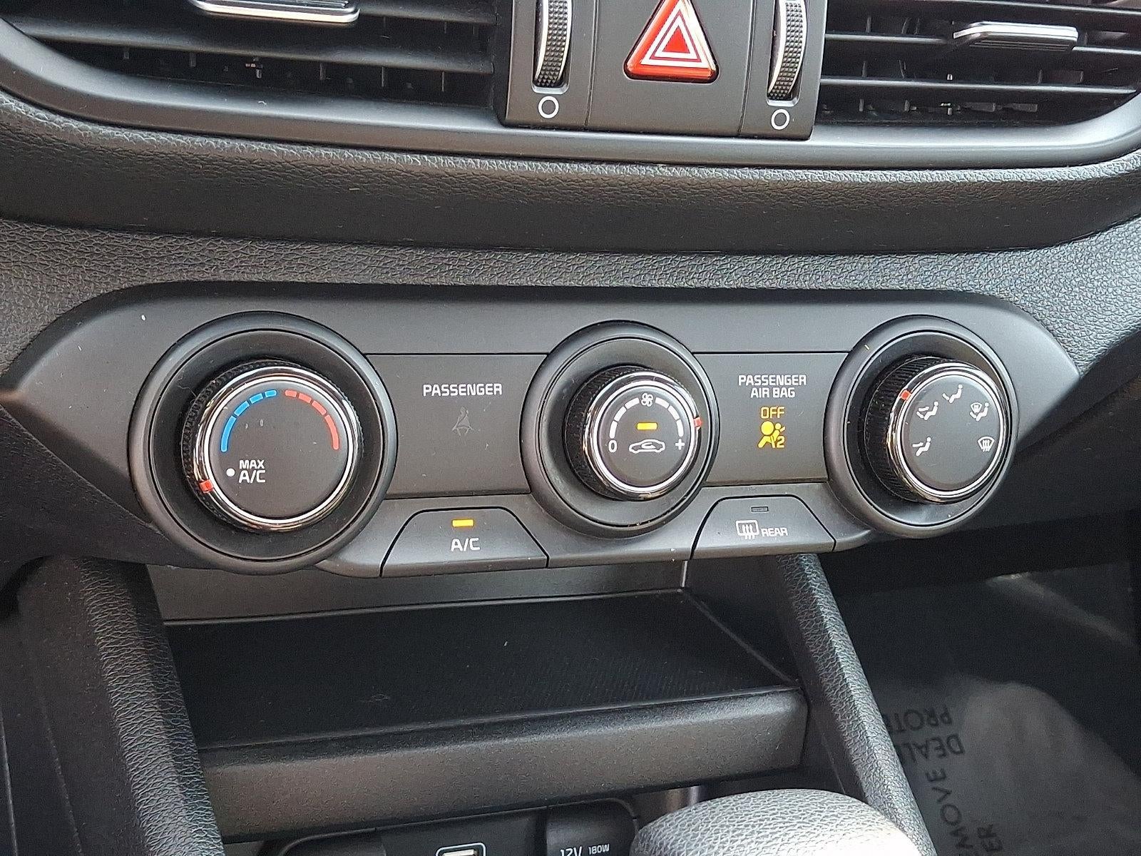 2023 Kia Forte LXS IVT
