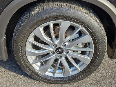 2023 INFINITI QX50 LUXE AWD