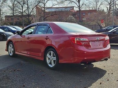 2012 Toyota Camry 4dr Sdn I4 Auto SE (Natl)