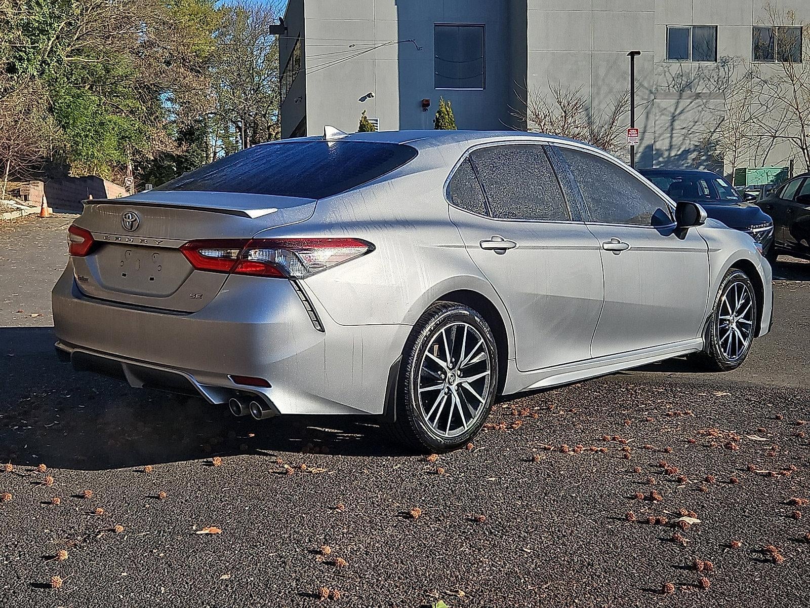2021 Toyota Camry SE Auto (Natl)