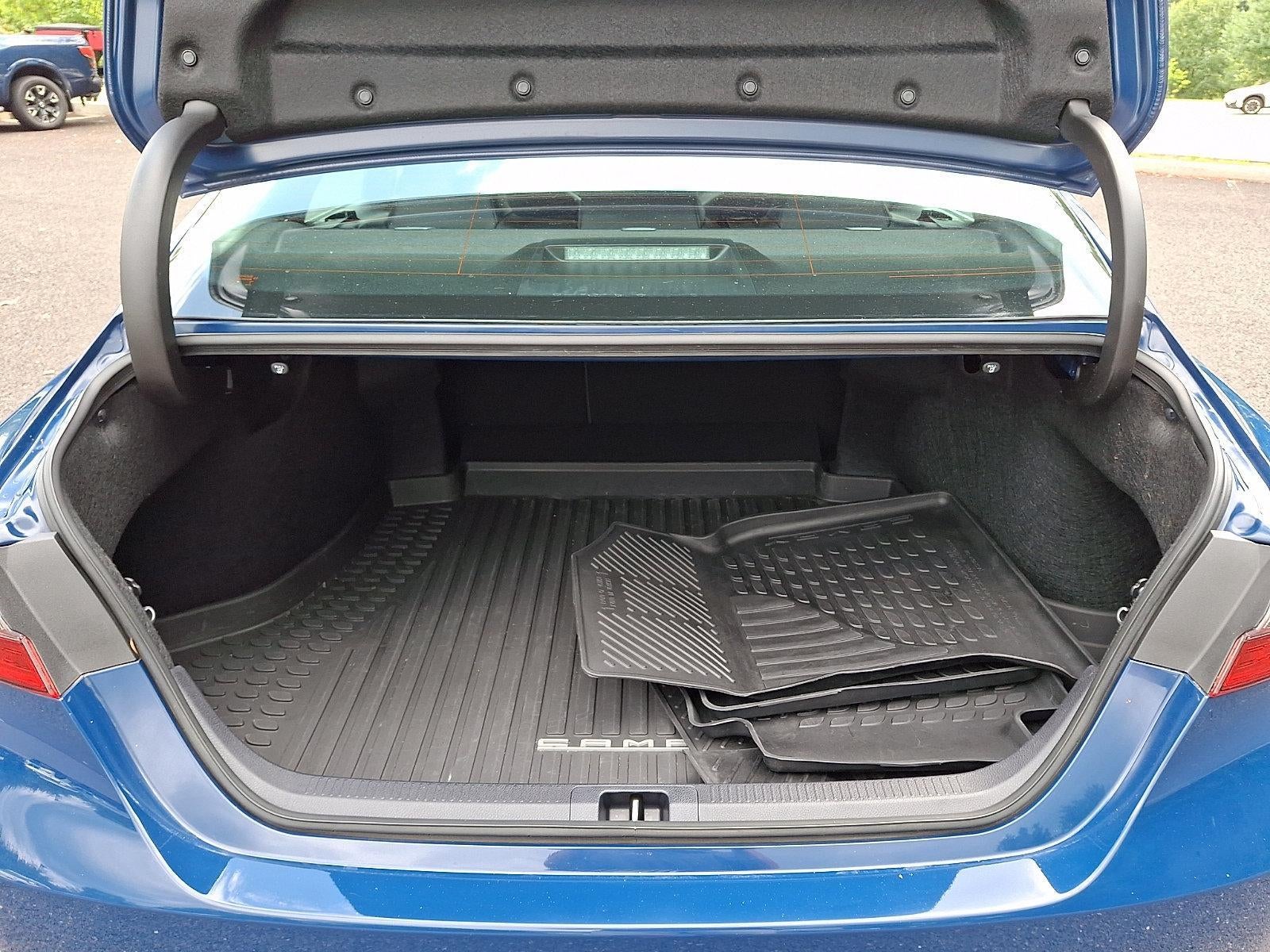 2024 Toyota Camry SE Auto AWD (Natl)