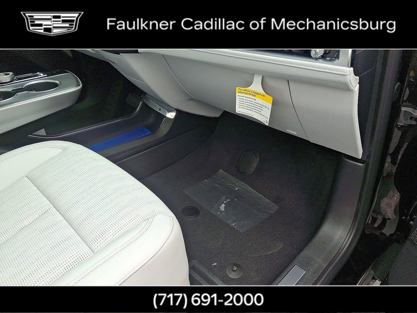 2025 Cadillac LYRIQ Luxury 1