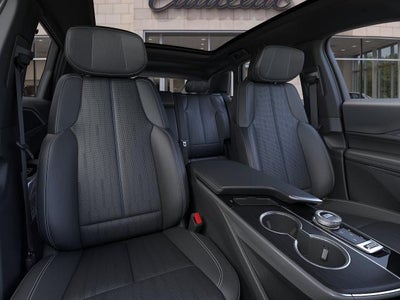 2025 Cadillac LYRIQ Luxury 1