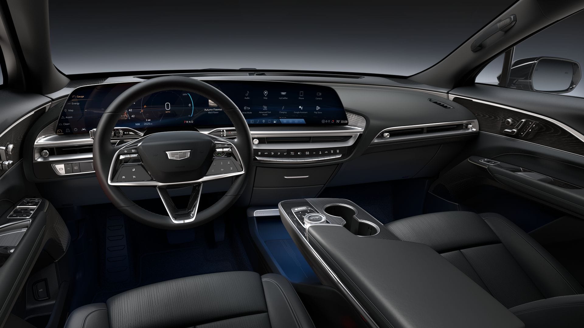 2025 Cadillac LYRIQ Luxury 1