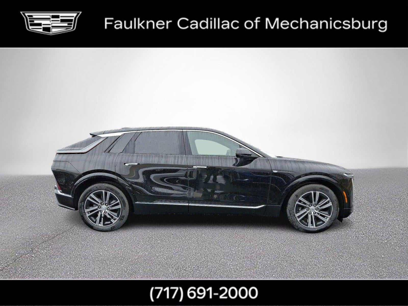 2025 Cadillac LYRIQ Luxury 2