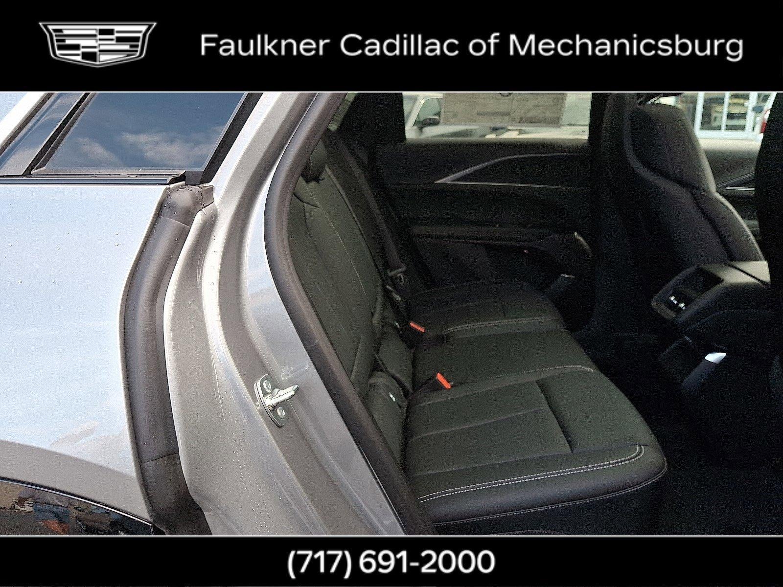 2025 Cadillac LYRIQ Sport 1