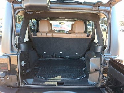 2014 Jeep Wrangler Unlimited 4WD 4dr Sahara