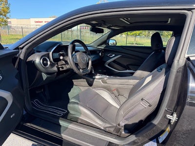 2023 Chevrolet Camaro 2dr Coupe 2LT