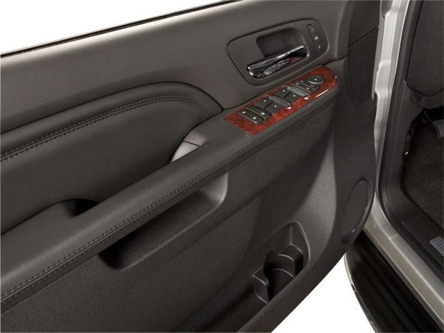 2010 Cadillac Escalade 6.2L V8 AWD Premium