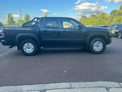 2024 Nissan Frontier Crew Cab 4x4 SV