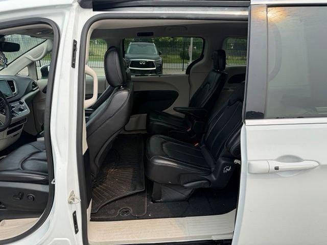 2023 Chrysler Pacifica Touring L FWD