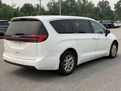 2023 Chrysler Pacifica Touring L FWD