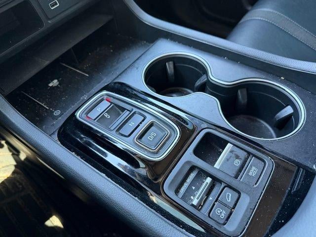 2023 Honda Pilot Touring AWD