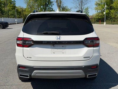 2023 Honda Pilot Touring AWD