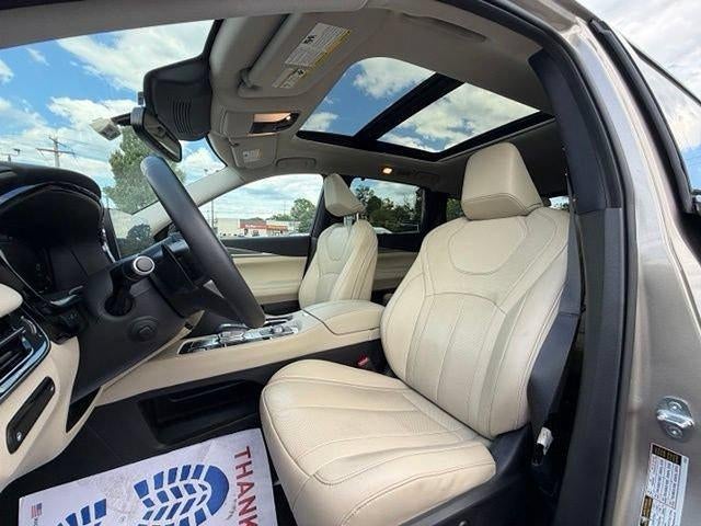 2022 INFINITI QX60 LUXE AWD