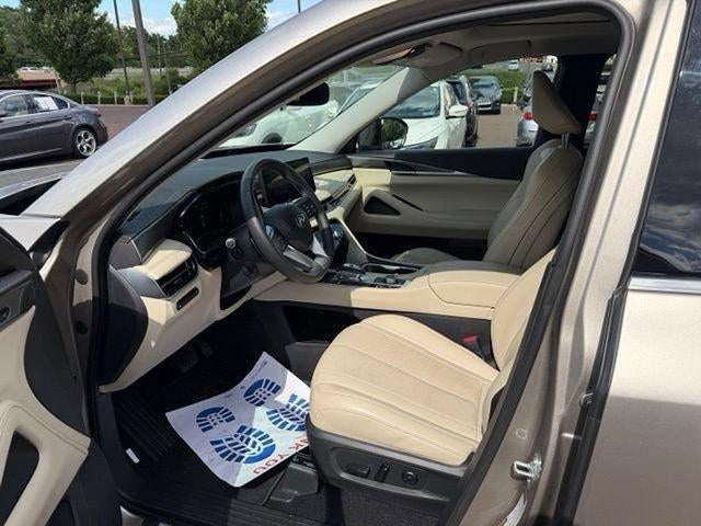 2022 INFINITI QX60 LUXE AWD