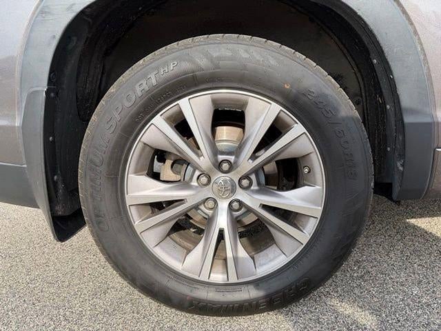 2014 Toyota Highlander AWD 4dr V6 LE (SE)