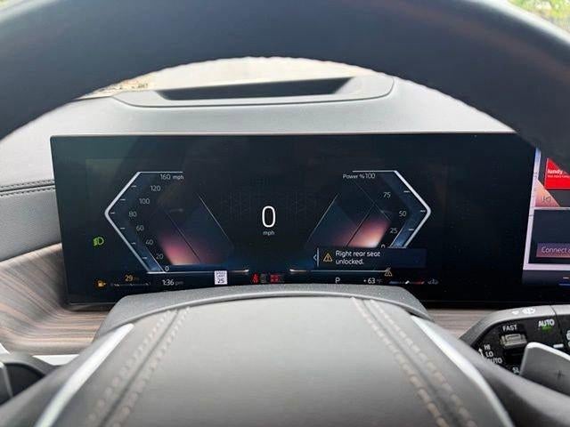 2024 BMW X7 xDrive40i Sports Activity Vehicle