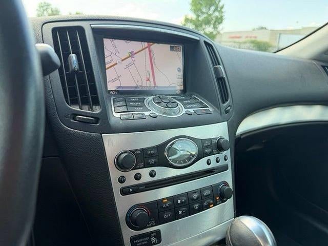 2014 INFINITI Q60 Convertible 2dr
