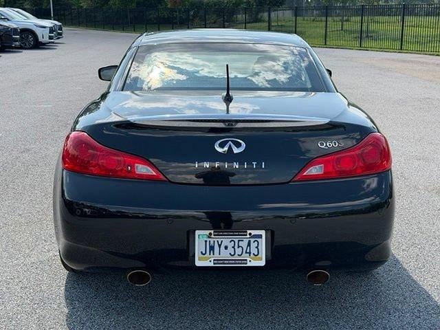 2014 INFINITI Q60 Convertible 2dr