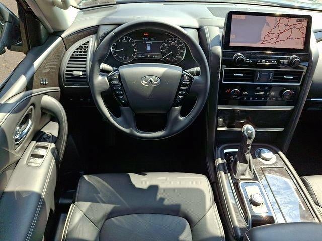 2024 INFINITI QX80 LUXE AWD