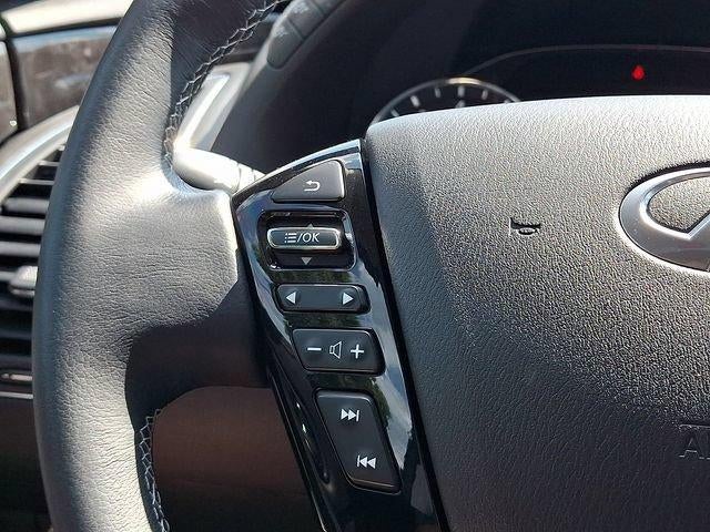 2024 INFINITI QX80 LUXE AWD