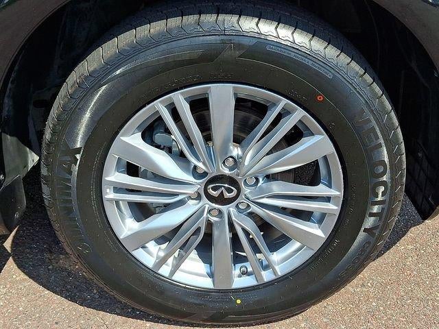 2024 INFINITI QX80 LUXE AWD