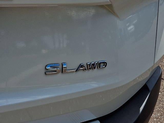 2023 Nissan Rogue AWD SL