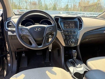 2017 Hyundai SANTA FE SE 3.3L Auto