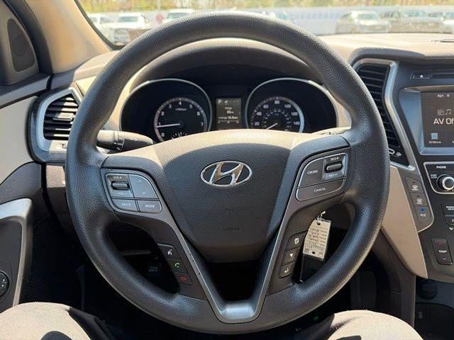 2017 Hyundai SANTA FE SE 3.3L Auto