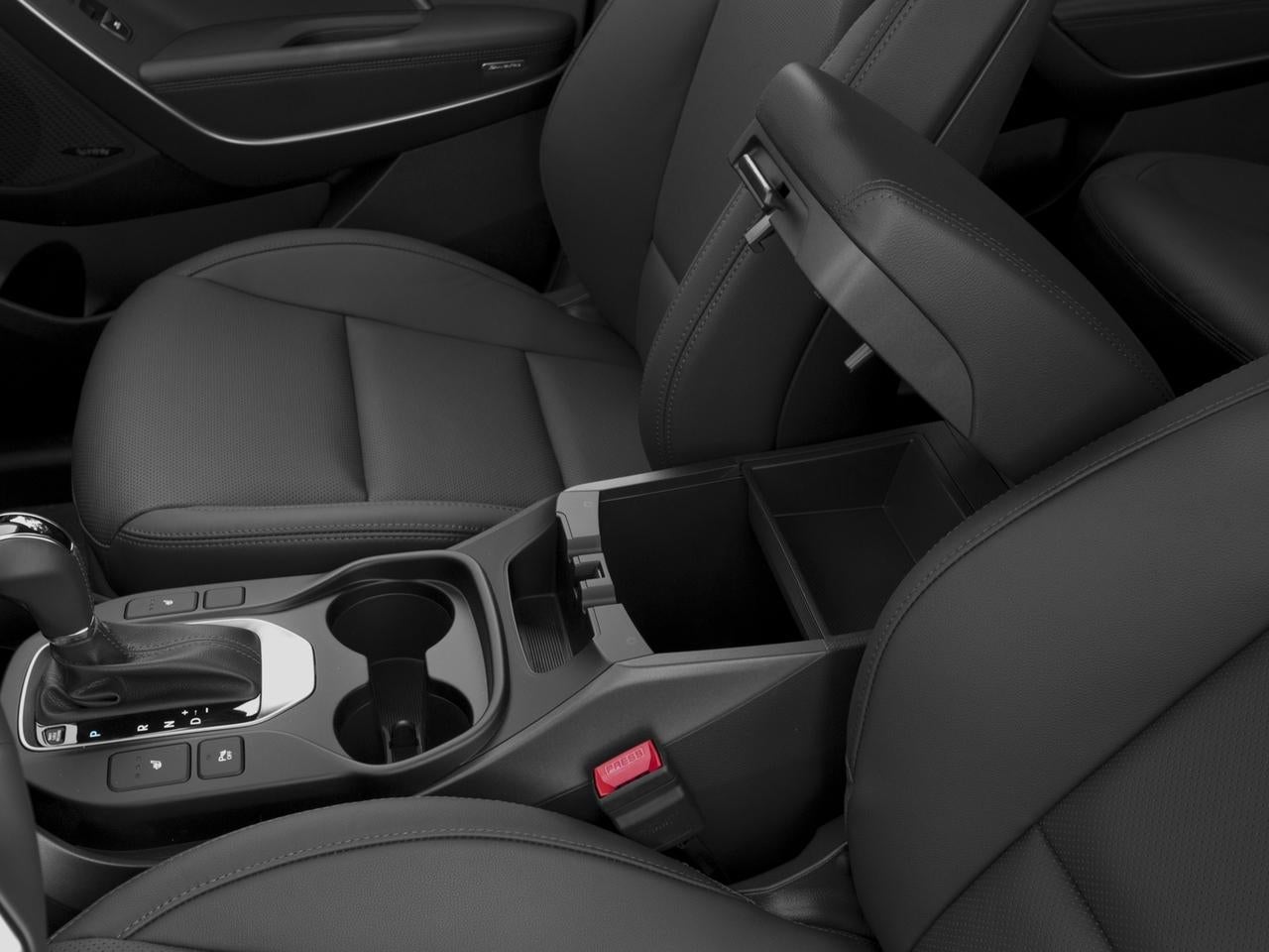 2017 Hyundai SANTA FE SE 3.3L Auto