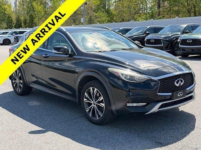 2018 INFINITI QX30 Premium AWD