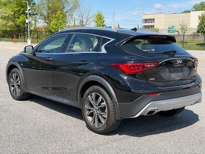 2018 INFINITI QX30 Premium AWD