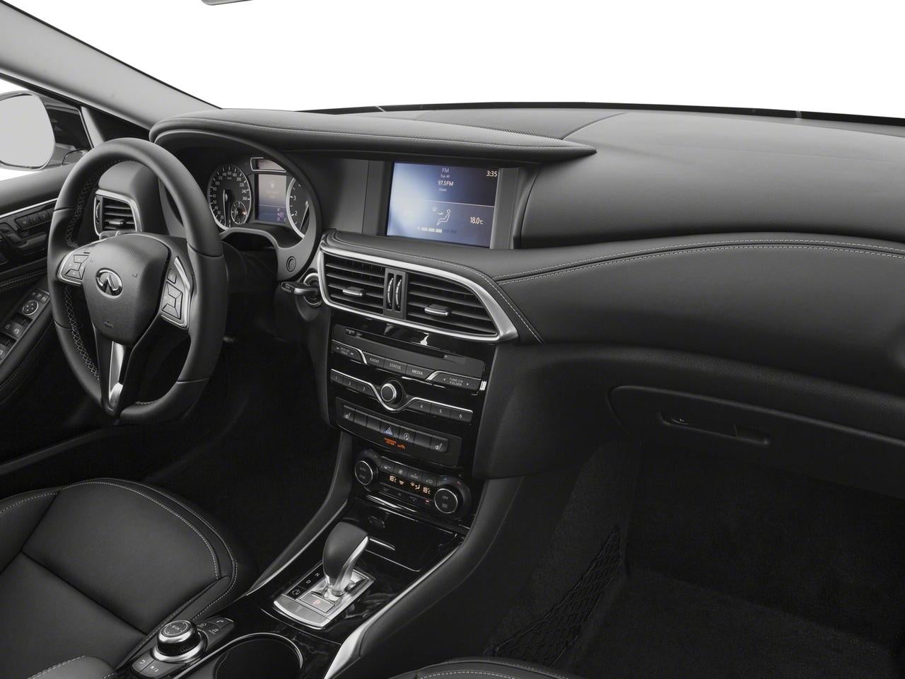 2018 INFINITI QX30 Premium AWD