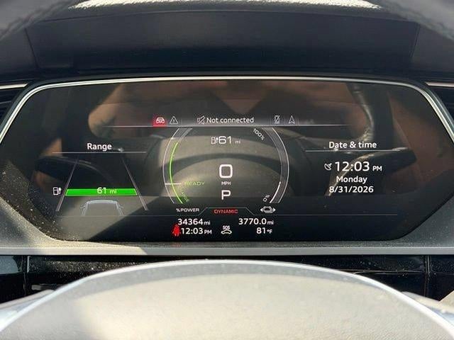 2022 Audi e-tron Premium Plus quattro