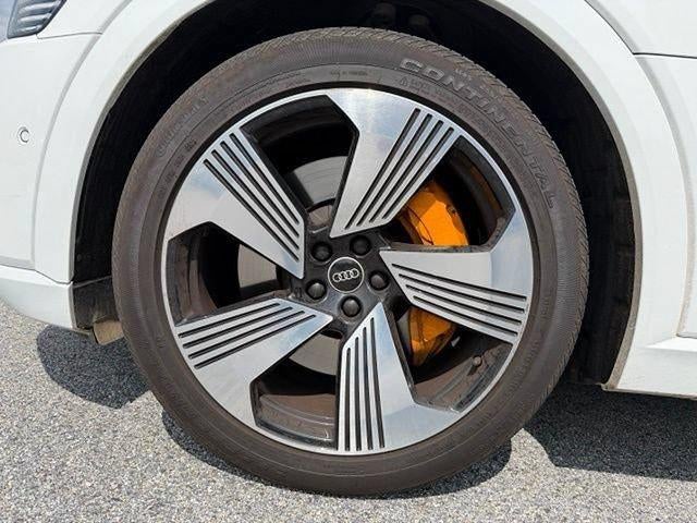 2022 Audi e-tron Premium Plus quattro