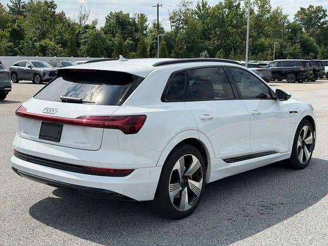 2022 Audi e-tron Premium Plus quattro