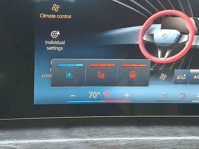 2024 BMW 740i xDrive Sedan