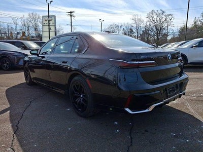 2024 BMW 740i xDrive Sedan