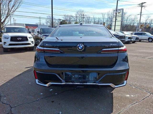 2024 BMW 740i xDrive Sedan