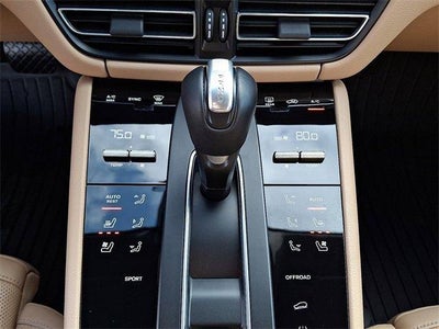 2023 Porsche Macan T AWD