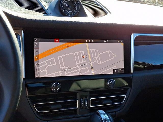 2024 Porsche Macan AWD